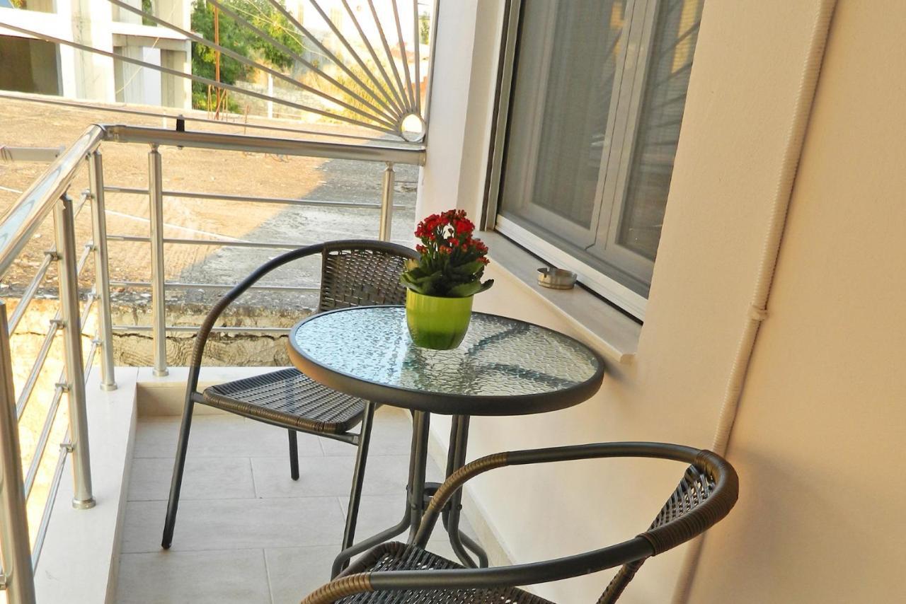 Blue Phaistos Apartments No1 Moirai Экстерьер фото